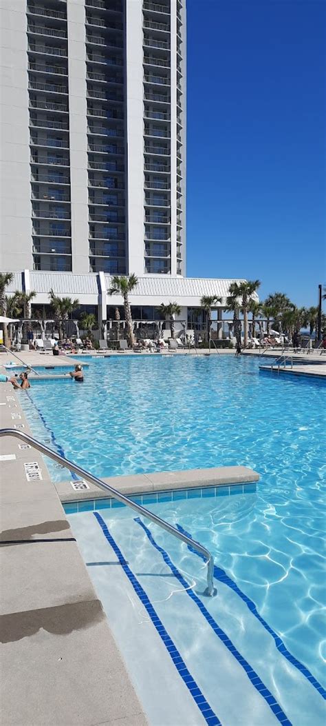 currents waterpark at embassy suites